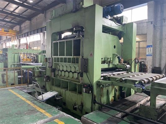 Stainless Steel Logam Dipotong Memanjang Mesin Pengukur Berat Dengan Pemangkasan Tepi
