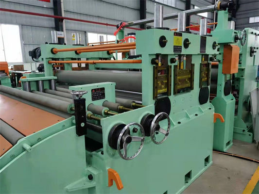 Aluminium Coil Sheet Fly Shear Dipotong Memanjang Garis Lebar 300-1600mm