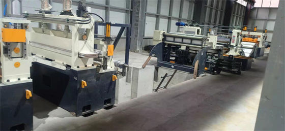 200mpm Baja Kecepatan Tinggi Coil Slitting Line Dengan Floor Cradle Coil Car