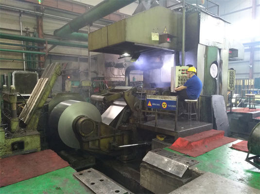 Six Roller Six High 6 Hi Cold Rolling Mill Line Di Pabrik Baja