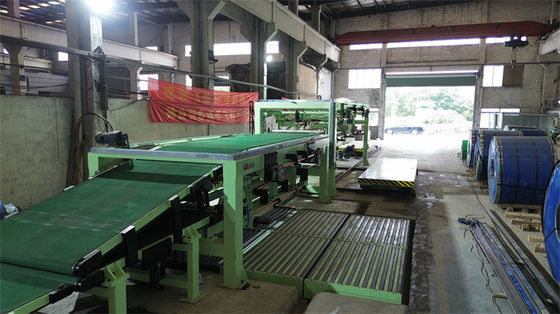 6 Servo Hi Leveler Dipotong Menjadi Garis Panjang dengan Pemangkas Tepi dan Penumpuk Ganda