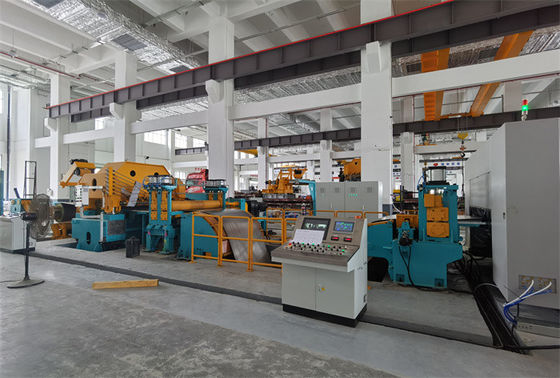 Uncoiling Leveling Laser Cutting Blanking Line Untuk Lembar Aluminium Baja Tensile Tinggi