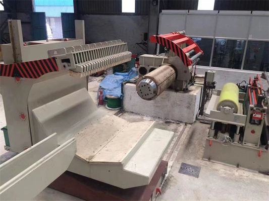 200mpm Baja Kecepatan Tinggi Coil Slitting Line Dengan Floor Cradle Coil Car