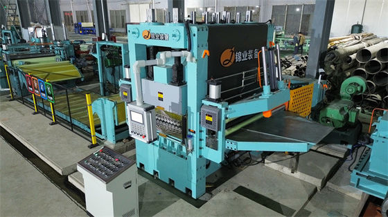 Pengukur Cahaya Rotary Shear Fly Cut To Length Line Machine 3 X 1600