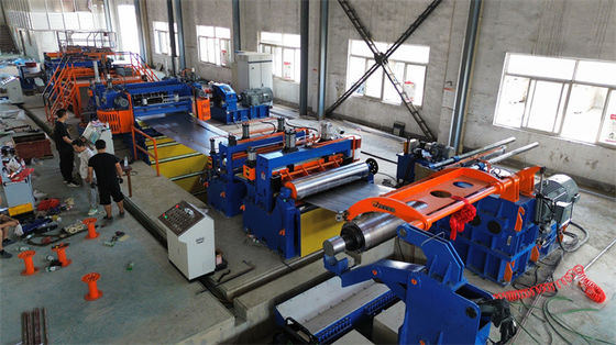 150mpm Otomatis Coil Sheet Metal Slitting Line Mesin Pemotong Lonjitudinal 0,3-3 X 1600